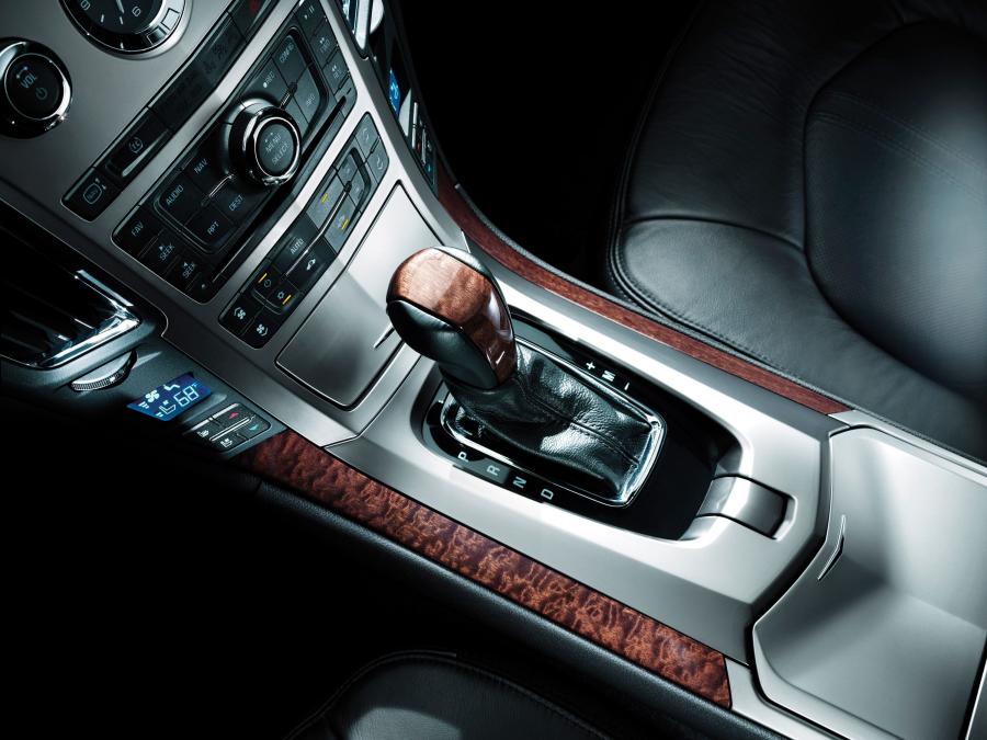  Cadillac CTS Coupe 2011 года  (фото 112 из 128)